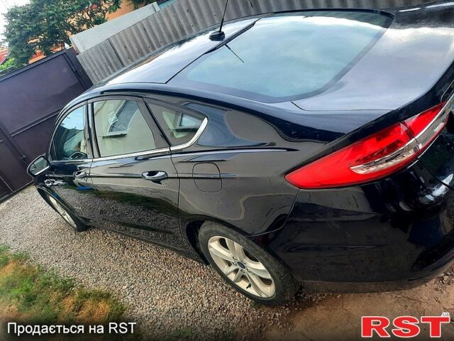 Форд Фьюжн 2017 в Харькове на Automoto.ua Черный Форд Фьюжн, объемом двигателя 2 л и пробегом 120 тыс. км за 15500 $, фото 2 на Automoto.ua