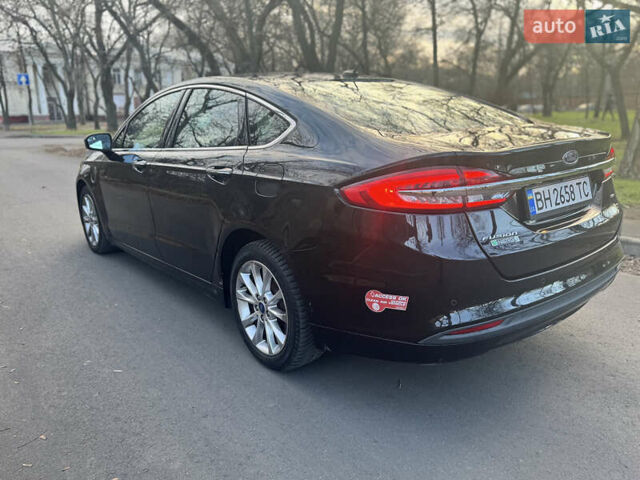 Черный Форд Фьюжн, объемом двигателя 2 л и пробегом 180 тыс. км за 12500 $, фото 4 на Automoto.ua