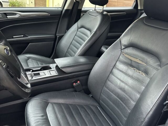 Чорний Форд Фьюжен, об'ємом двигуна 2 л та пробігом 200 тис. км за 13000 $, фото 7 на Automoto.ua