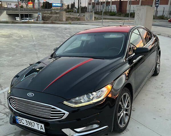 Черный Форд Фьюжн, объемом двигателя 2 л и пробегом 72 тыс. км за 16000 $, фото 1 на Automoto.ua