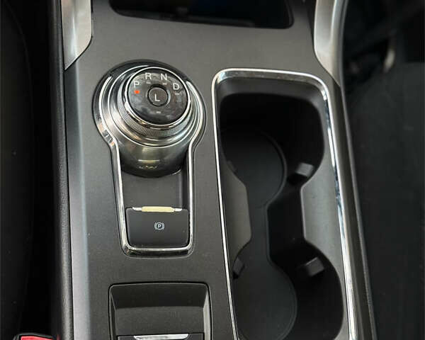 Черный Форд Фьюжн, объемом двигателя 2.5 л и пробегом 120 тыс. км за 11900 $, фото 16 на Automoto.ua