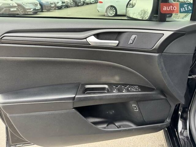 Черный Форд Фьюжн, объемом двигателя 2 л и пробегом 143 тыс. км за 15500 $, фото 9 на Automoto.ua