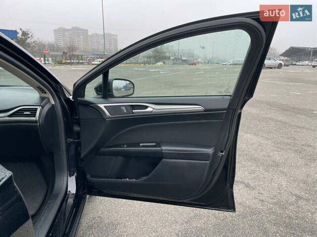 Чорний Форд Фьюжен, об'ємом двигуна 2.4 л та пробігом 180 тис. км за 12000 $, фото 11 на Automoto.ua