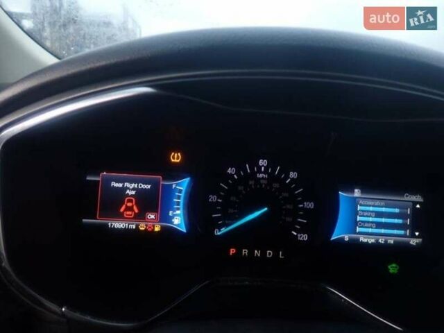 Черный Форд Фьюжн, объемом двигателя 0 л и пробегом 170 тыс. км за 17000 $, фото 9 на Automoto.ua