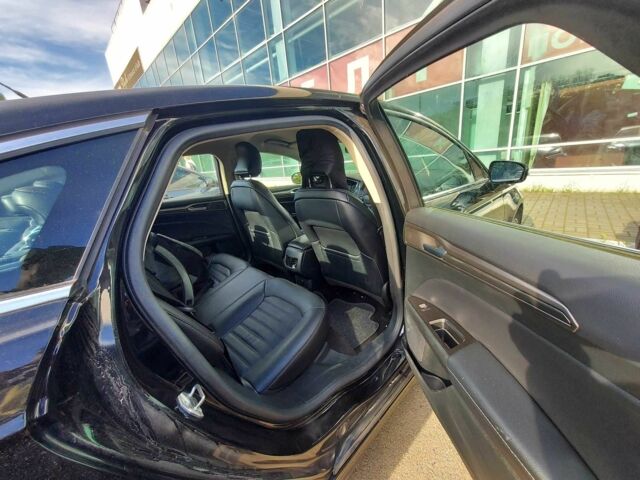 Форд Фьюжен 2017 у Миколаєві на Automoto.ua Чорний Форд Фьюжен, об'ємом двигуна 2 л та пробігом 192 тис. км за 11000 $, фото 2 на Automoto.ua