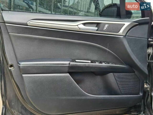 Черный Форд Фьюжн, объемом двигателя 2.5 л и пробегом 217 тыс. км за 11300 $, фото 13 на Automoto.ua