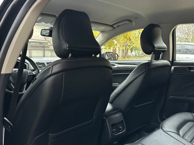 Чорний Форд Фьюжен, об'ємом двигуна 2 л та пробігом 200 тис. км за 13000 $, фото 6 на Automoto.ua