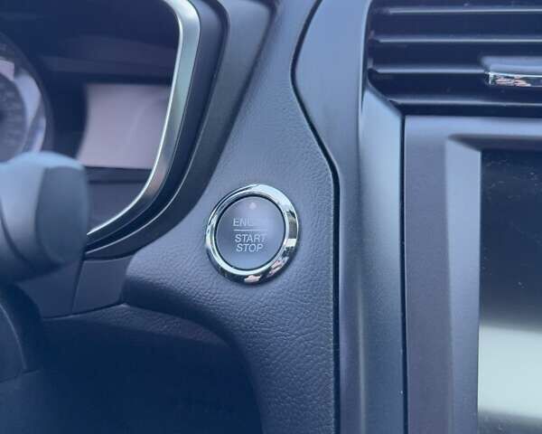 Чорний Форд Фьюжен, об'ємом двигуна 2 л та пробігом 75 тис. км за 16800 $, фото 23 на Automoto.ua