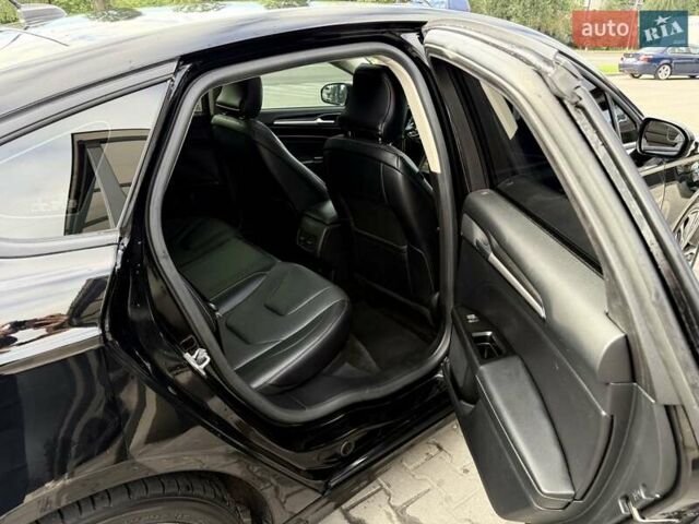 Чорний Форд Фьюжен, об'ємом двигуна 2 л та пробігом 75 тис. км за 16800 $, фото 43 на Automoto.ua