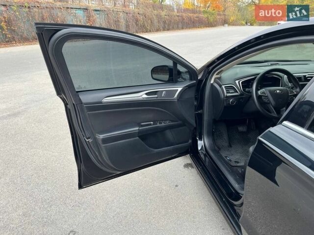 Чорний Форд Фьюжен, об'ємом двигуна 2.49 л та пробігом 110 тис. км за 11500 $, фото 20 на Automoto.ua