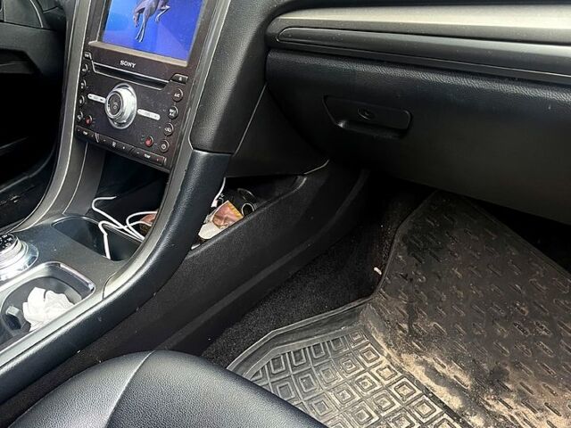 Чорний Форд Фьюжен, об'ємом двигуна 1.5 л та пробігом 85 тис. км за 12700 $, фото 12 на Automoto.ua
