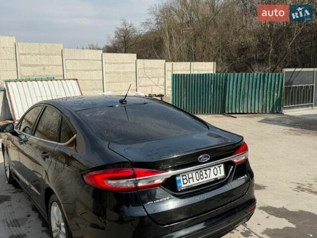 Черный Форд Фьюжн, объемом двигателя 2 л и пробегом 124 тыс. км за 13900 $, фото 4 на Automoto.ua