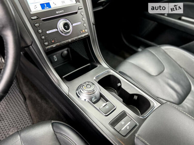 Чорний Форд Фьюжен, об'ємом двигуна 2 л та пробігом 111 тис. км за 17900 $, фото 31 на Automoto.ua