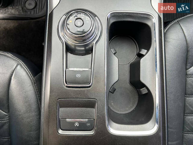 Чорний Форд Фьюжен, об'ємом двигуна 1.5 л та пробігом 112 тис. км за 11940 $, фото 29 на Automoto.ua