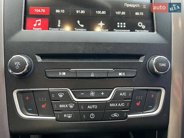Чорний Форд Фьюжен, об'ємом двигуна 1.5 л та пробігом 112 тис. км за 11940 $, фото 28 на Automoto.ua