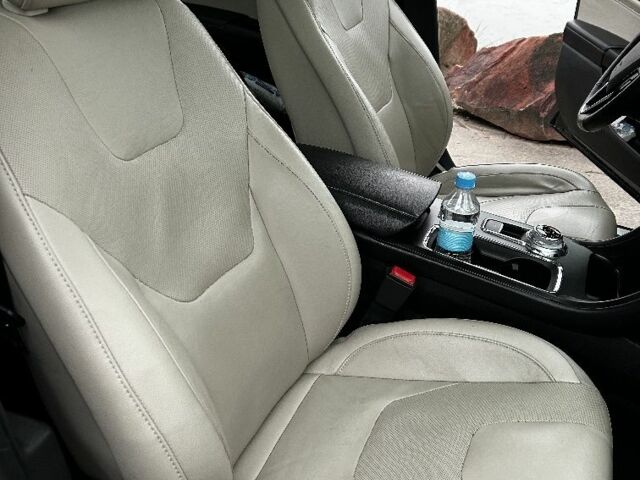 Черный Форд Фьюжн, объемом двигателя 2 л и пробегом 156 тыс. км за 13500 $, фото 6 на Automoto.ua