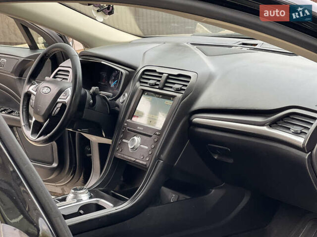 Форд Фьюжн 2018 в Одессе на Automoto.ua Черный Форд Фьюжн, объемом двигателя 2 л и пробегом 188 тыс. км за 13900 $, фото 19 на Automoto.ua