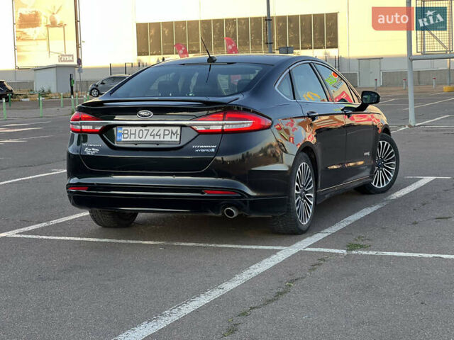 Форд Фьюжн 2018 в Одессе на Automoto.ua Черный Форд Фьюжн, объемом двигателя 2 л и пробегом 188 тыс. км за 13900 $, фото 5 на Automoto.ua