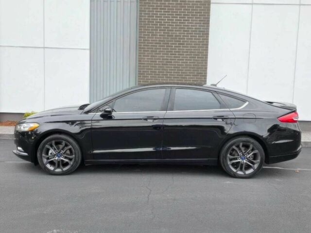 Форд Фьюжен 2018 у Чернігові на Automoto.ua Чорний Форд Фьюжен, об'ємом двигуна 2.5 л та пробігом 39 тис. км за 9800 $, фото 4 на Automoto.ua