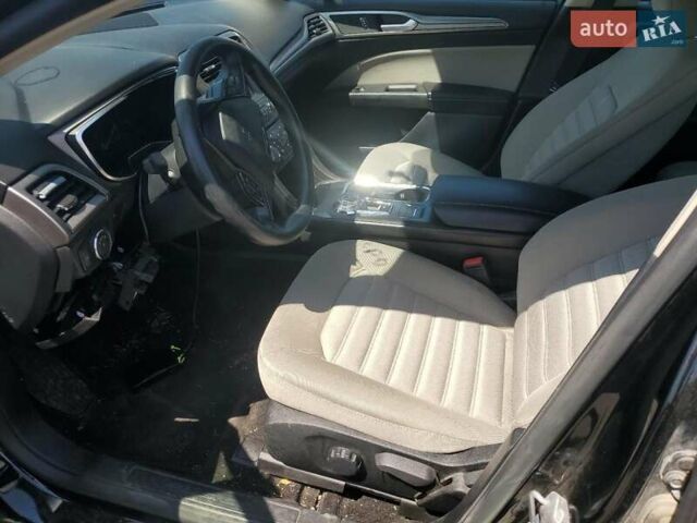 Черный Форд Фьюжн, объемом двигателя 2 л и пробегом 94 тыс. км за 2800 $, фото 6 на Automoto.ua