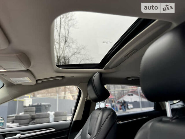 Чорний Форд Фьюжен, об'ємом двигуна 2 л та пробігом 111 тис. км за 17900 $, фото 28 на Automoto.ua