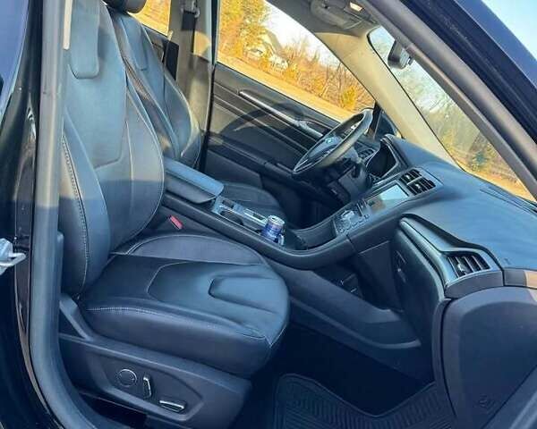 Форд Фьюжн 2018 в Хмельницком на Automoto.ua Черный Форд Фьюжн, объемом двигателя 2 л и пробегом 174 тыс. км за 14300 $, фото 7 на Automoto.ua