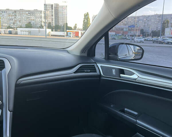 Чорний Форд Фьюжен, об'ємом двигуна 2.5 л та пробігом 74 тис. км за 12200 $, фото 17 на Automoto.ua