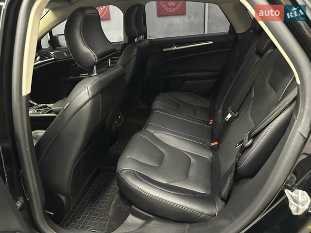 Черный Форд Фьюжн, объемом двигателя 2 л и пробегом 89 тыс. км за 17100 $, фото 13 на Automoto.ua