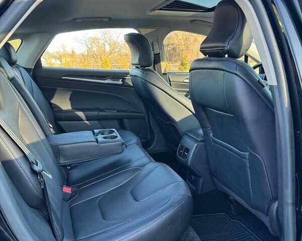 Форд Фьюжн 2018 в Хмельницком на Automoto.ua Черный Форд Фьюжн, объемом двигателя 2 л и пробегом 174 тыс. км за 14300 $, фото 9 на Automoto.ua
