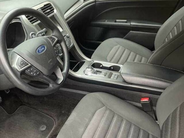 Черный Форд Фьюжн, объемом двигателя 0 л и пробегом 61 тыс. км за 10700 $, фото 7 на Automoto.ua