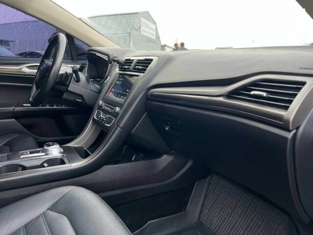 Черный Форд Фьюжн, объемом двигателя 1.5 л и пробегом 112 тыс. км за 11940 $, фото 40 на Automoto.ua