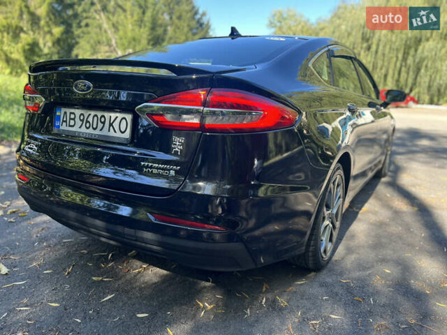 Чорний Форд Фьюжен, об'ємом двигуна 2 л та пробігом 152 тис. км за 16800 $, фото 8 на Automoto.ua