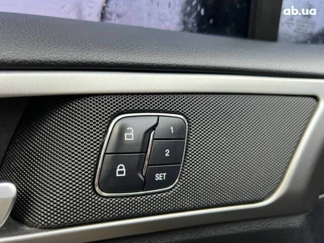 Черный Форд Фьюжн, объемом двигателя 1.5 л и пробегом 112 тыс. км за 11940 $, фото 34 на Automoto.ua