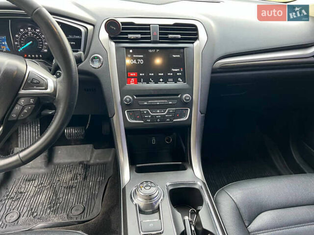 Чорний Форд Фьюжен, об'ємом двигуна 1.5 л та пробігом 112 тис. км за 11940 $, фото 27 на Automoto.ua