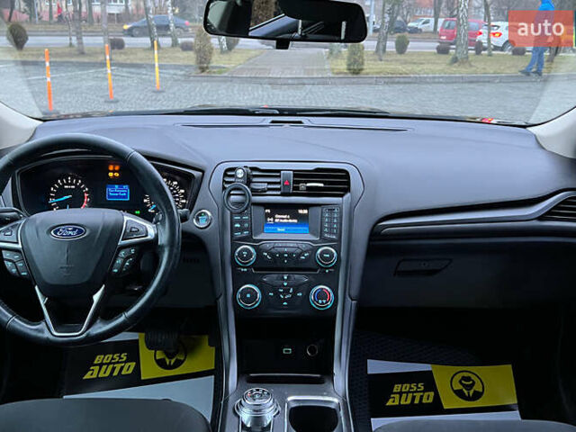 Черный Форд Фьюжн, объемом двигателя 2.49 л и пробегом 175 тыс. км за 12700 $, фото 12 на Automoto.ua