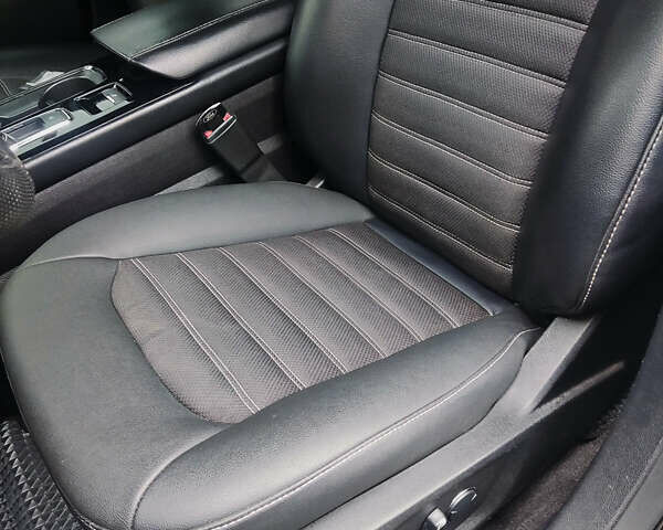 Форд Фьюжен 2018 у Вараш (Кузнецовськ) на Automoto.ua Чорний Форд Фьюжен, об'ємом двигуна 2.5 л та пробігом 131 тис. км за 14500 $, фото 26 на Automoto.ua