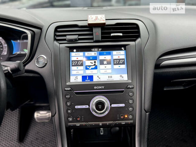 Чорний Форд Фьюжен, об'ємом двигуна 2 л та пробігом 111 тис. км за 17900 $, фото 30 на Automoto.ua