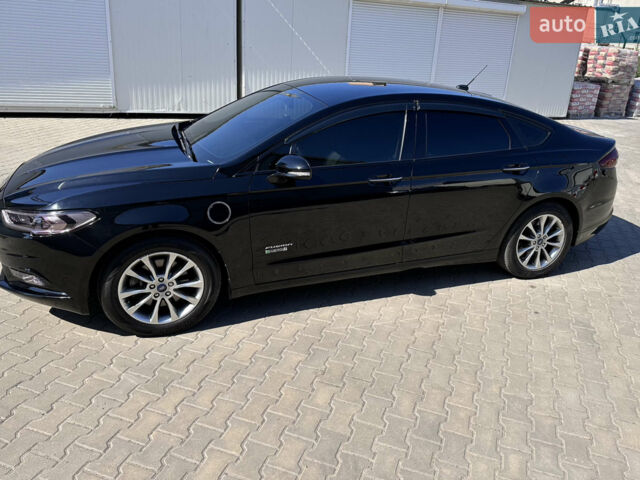 Черный Форд Фьюжн, объемом двигателя 2 л и пробегом 65 тыс. км за 19000 $, фото 7 на Automoto.ua
