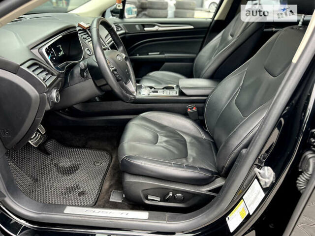 Чорний Форд Фьюжен, об'ємом двигуна 2 л та пробігом 111 тис. км за 17900 $, фото 6 на Automoto.ua