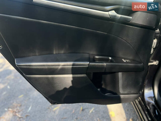 Черный Форд Фьюжн, объемом двигателя 2 л и пробегом 152 тыс. км за 16300 $, фото 18 на Automoto.ua