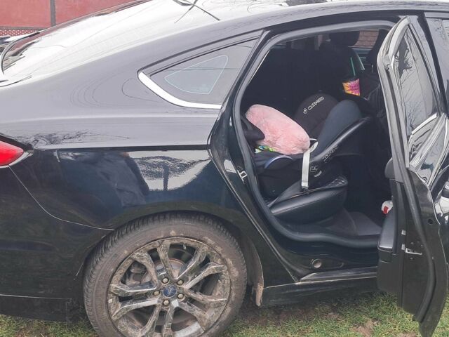 Черный Форд Фьюжн, объемом двигателя 2 л и пробегом 150 тыс. км за 16299 $, фото 7 на Automoto.ua