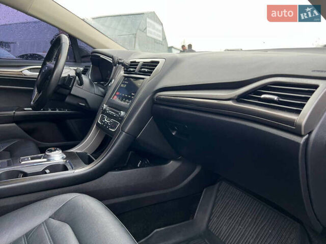 Чорний Форд Фьюжен, об'ємом двигуна 1.5 л та пробігом 112 тис. км за 11940 $, фото 40 на Automoto.ua