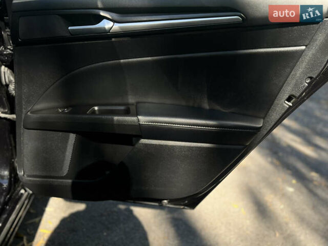 Черный Форд Фьюжн, объемом двигателя 2 л и пробегом 152 тыс. км за 16300 $, фото 20 на Automoto.ua