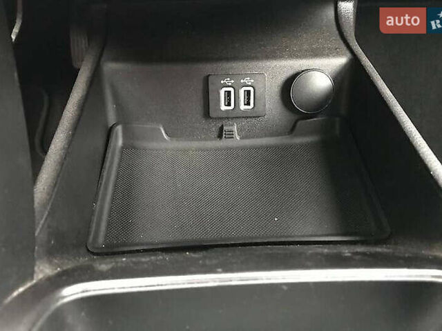 Чорний Форд Фьюжен, об'ємом двигуна 2 л та пробігом 92 тис. км за 15500 $, фото 18 на Automoto.ua