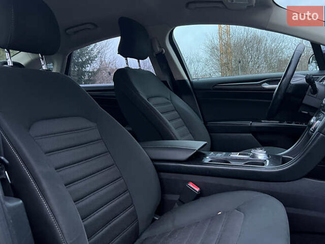 Черный Форд Фьюжн, объемом двигателя 2.49 л и пробегом 175 тыс. км за 12700 $, фото 17 на Automoto.ua