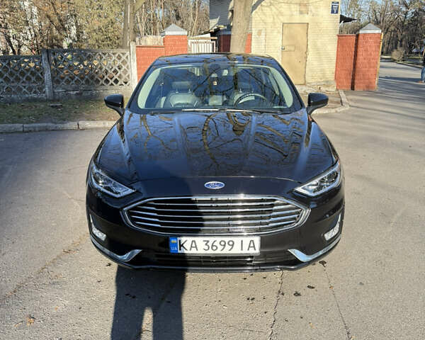 Черный Форд Фьюжн, объемом двигателя 2 л и пробегом 56 тыс. км за 18200 $, фото 2 на Automoto.ua