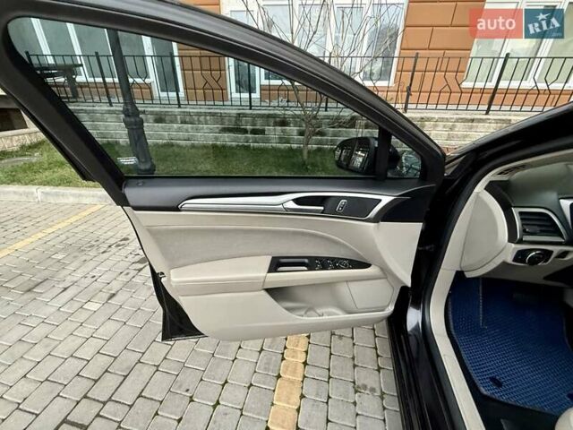 Черный Форд Фьюжн, объемом двигателя 1.5 л и пробегом 93 тыс. км за 12999 $, фото 59 на Automoto.ua