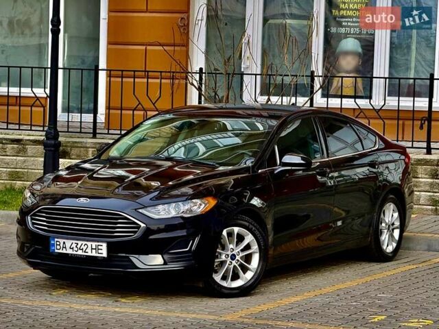 Черный Форд Фьюжн, объемом двигателя 1.5 л и пробегом 93 тыс. км за 12999 $, фото 18 на Automoto.ua