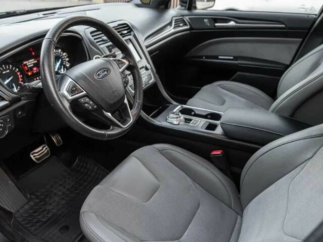 Черный Форд Фьюжн, объемом двигателя 2 л и пробегом 85 тыс. км за 9500 $, фото 4 на Automoto.ua