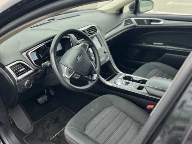 Черный Форд Фьюжн, объемом двигателя 2 л и пробегом 183 тыс. км за 13100 $, фото 10 на Automoto.ua